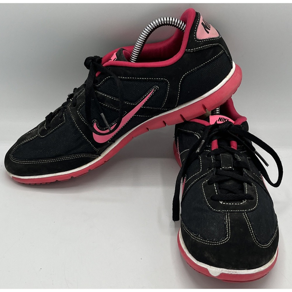 Nike Oceania NM 443937-060 Women‎ Size 9 Black Pink Training Sneakers